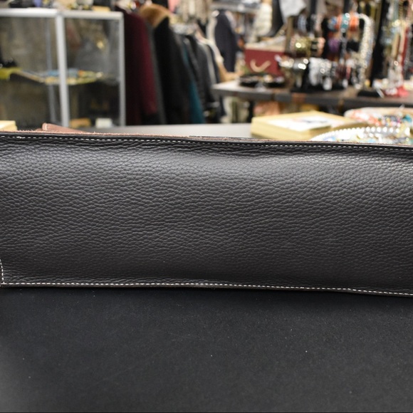 Lambertson Truex Leather Messenger Bag NWOT - Picture 4 of 16